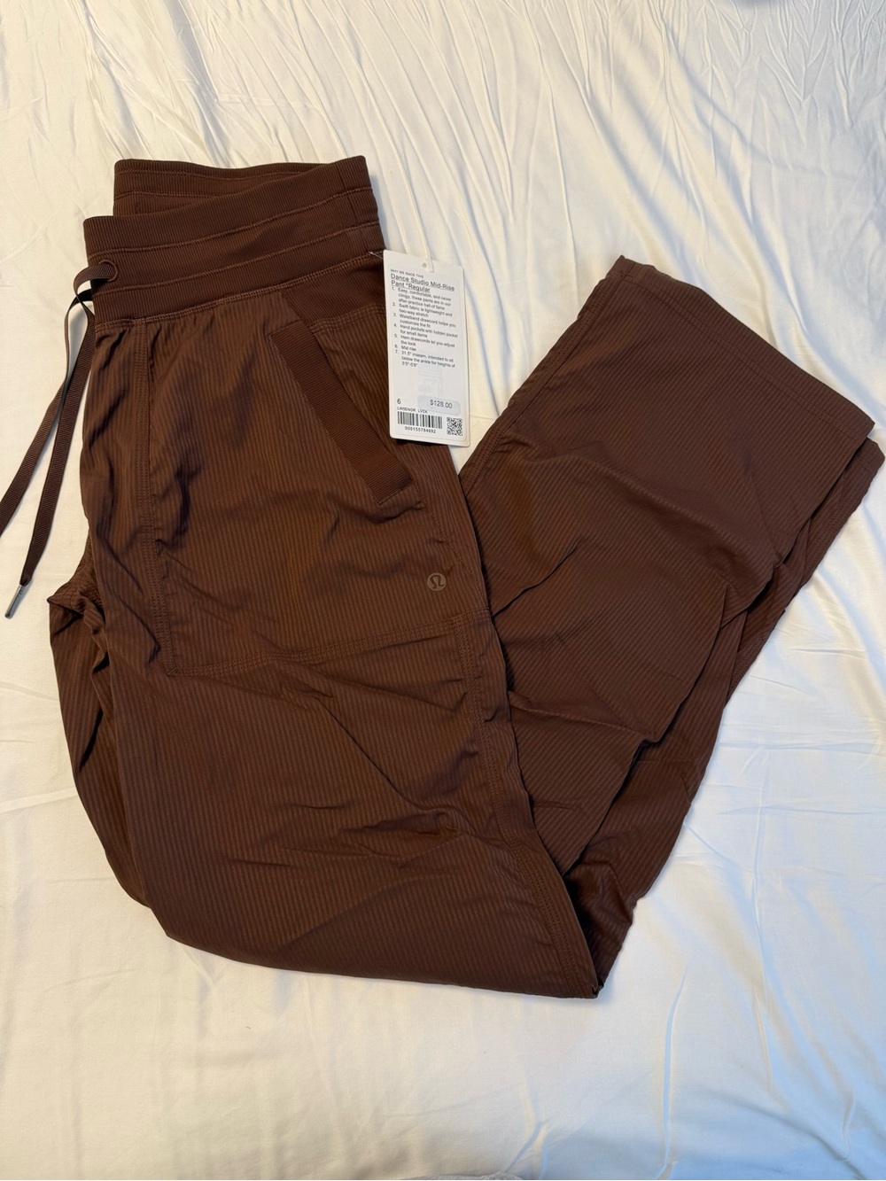 Lululemon Women's Dance studio pants